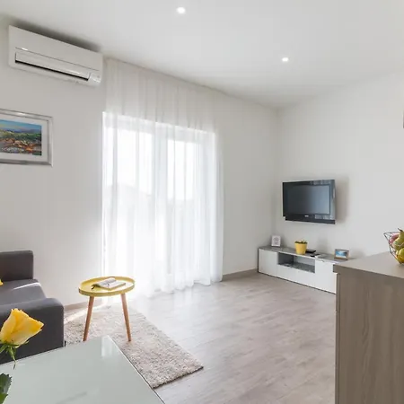 Apartmán Lusani *