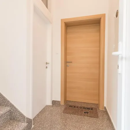 Apartmán Lusani *
