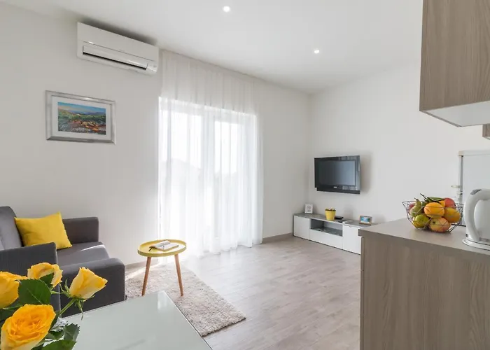 Appartement Lusani *