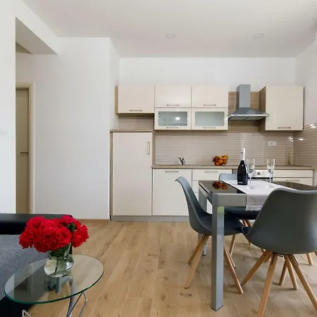 Lusani * 스플리트