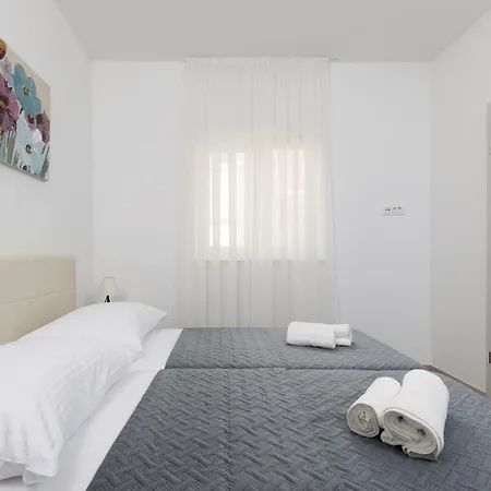 Lusani Apartment